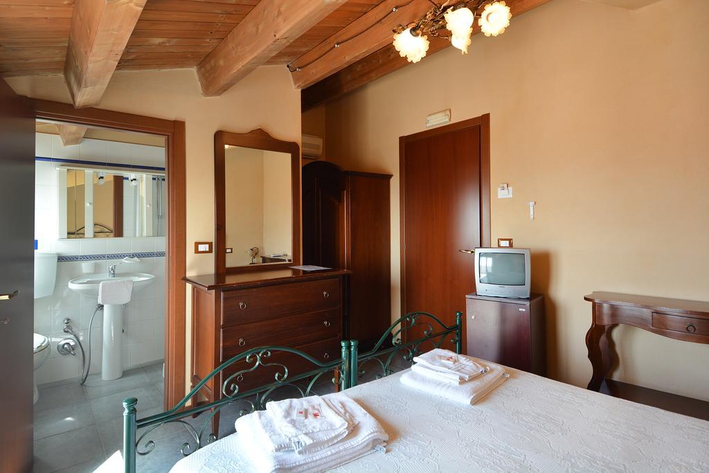 B&B La Castellana Marina di Ragusa Εξωτερικό φωτογραφία