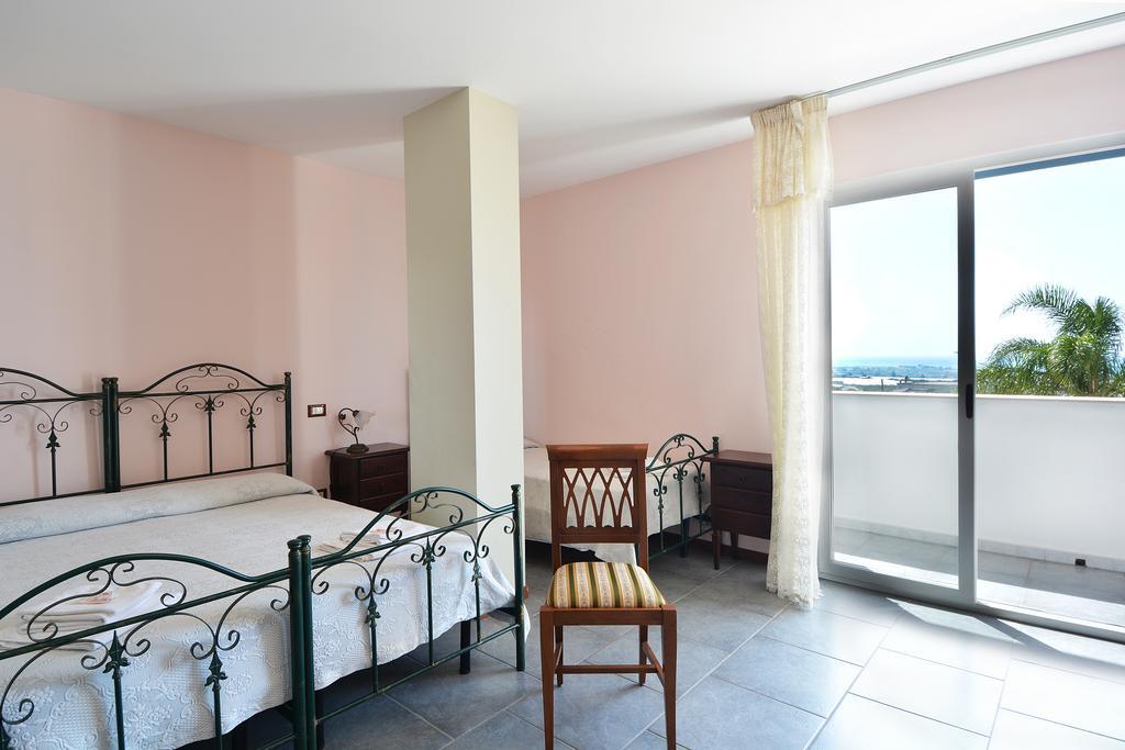 B&B La Castellana Marina di Ragusa Εξωτερικό φωτογραφία