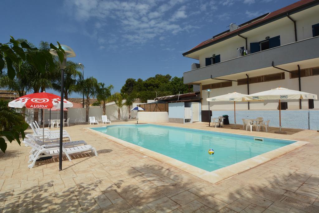 B&B La Castellana Marina di Ragusa Εξωτερικό φωτογραφία