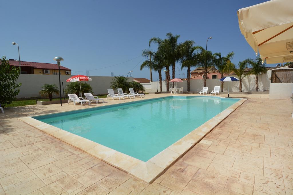 B&B La Castellana Marina di Ragusa Εξωτερικό φωτογραφία